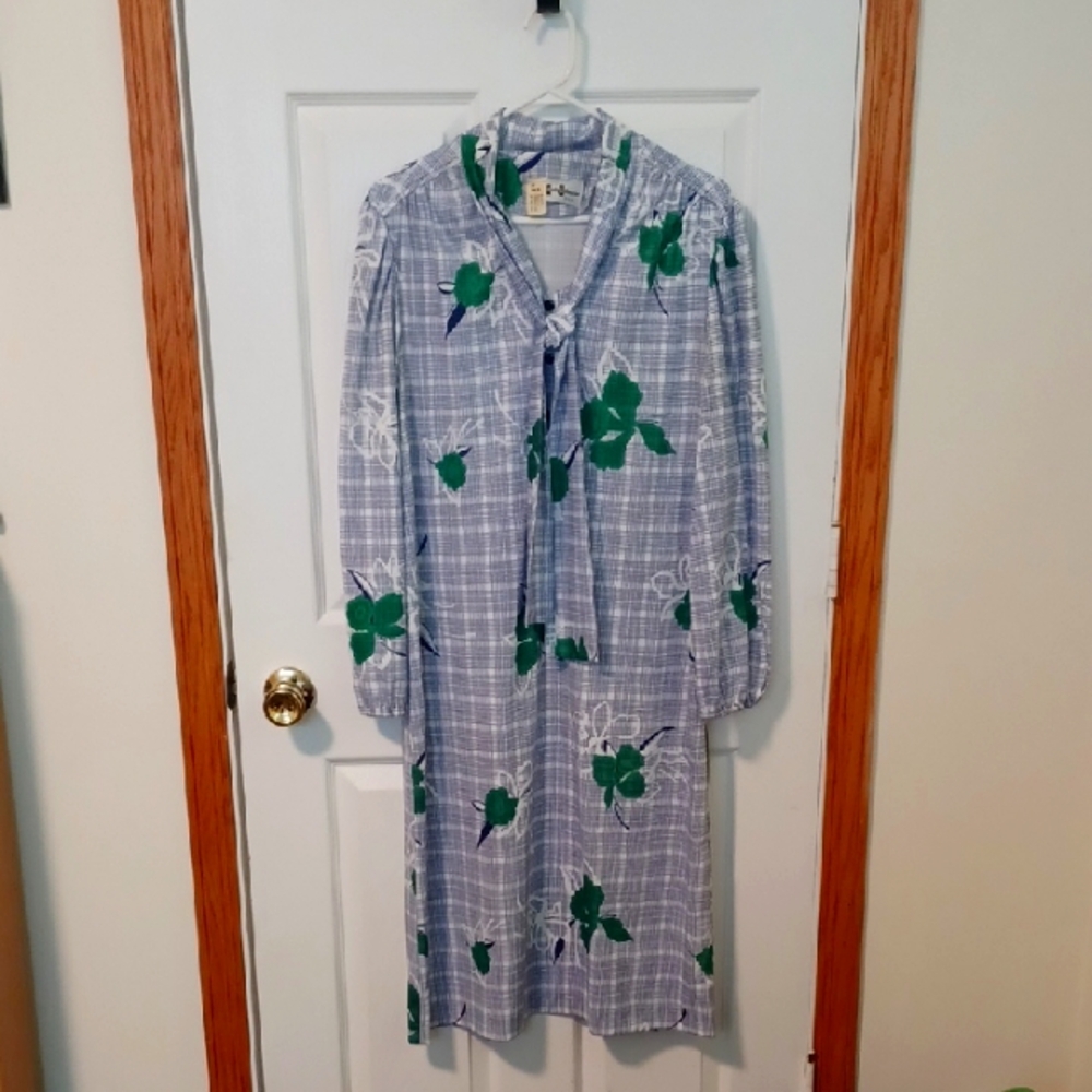 Vintage Midi Dress With Neck Tie Sz 16